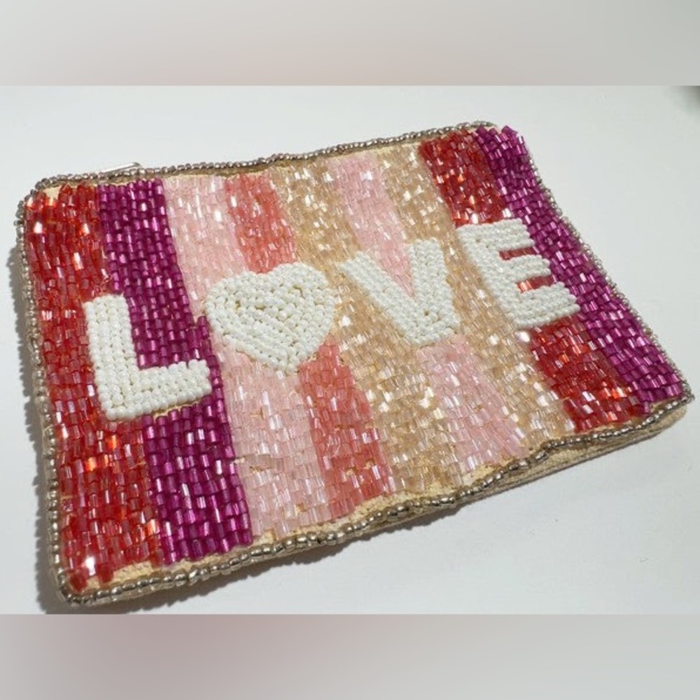 #49 Pink LOVE Mini Beaded Coin Purse - Picture 2 of 2